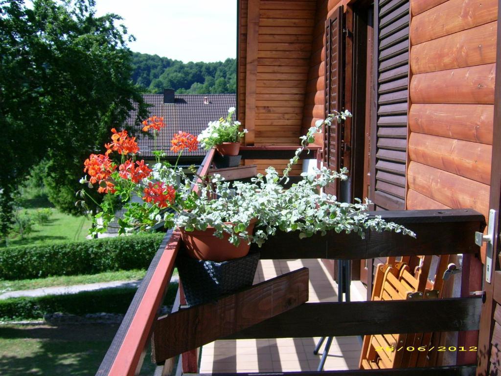 Vila Vuk Plitvička Jezera Oda fotoğraf